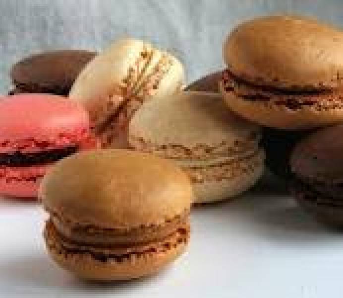 MACARONS CON AVOLETTA