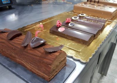 TRONCO DE NAVIDAD Y TURRON