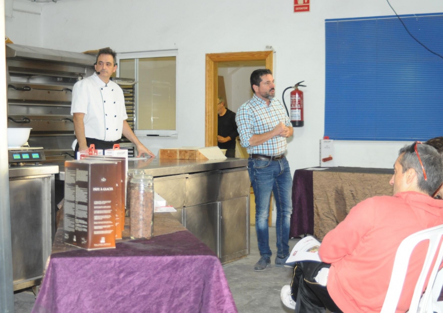 CURSO DE TURRONES Y TRONCO DE NADIDAD